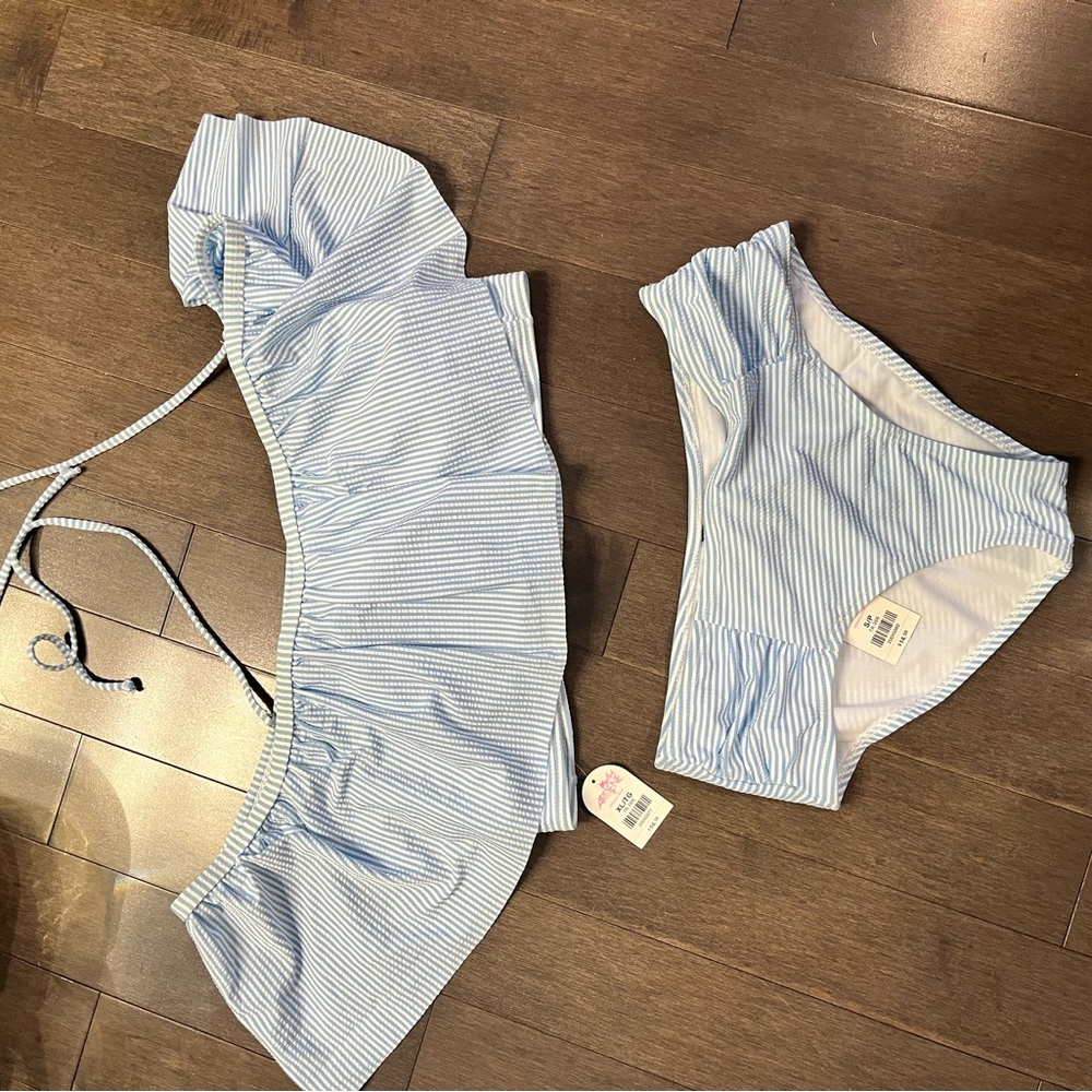 Brand new two piece swim suit